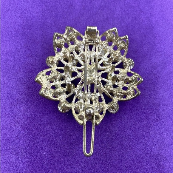 💛 Vintage Silver Crystal Flower Hair Clip - Picture 2 of 4